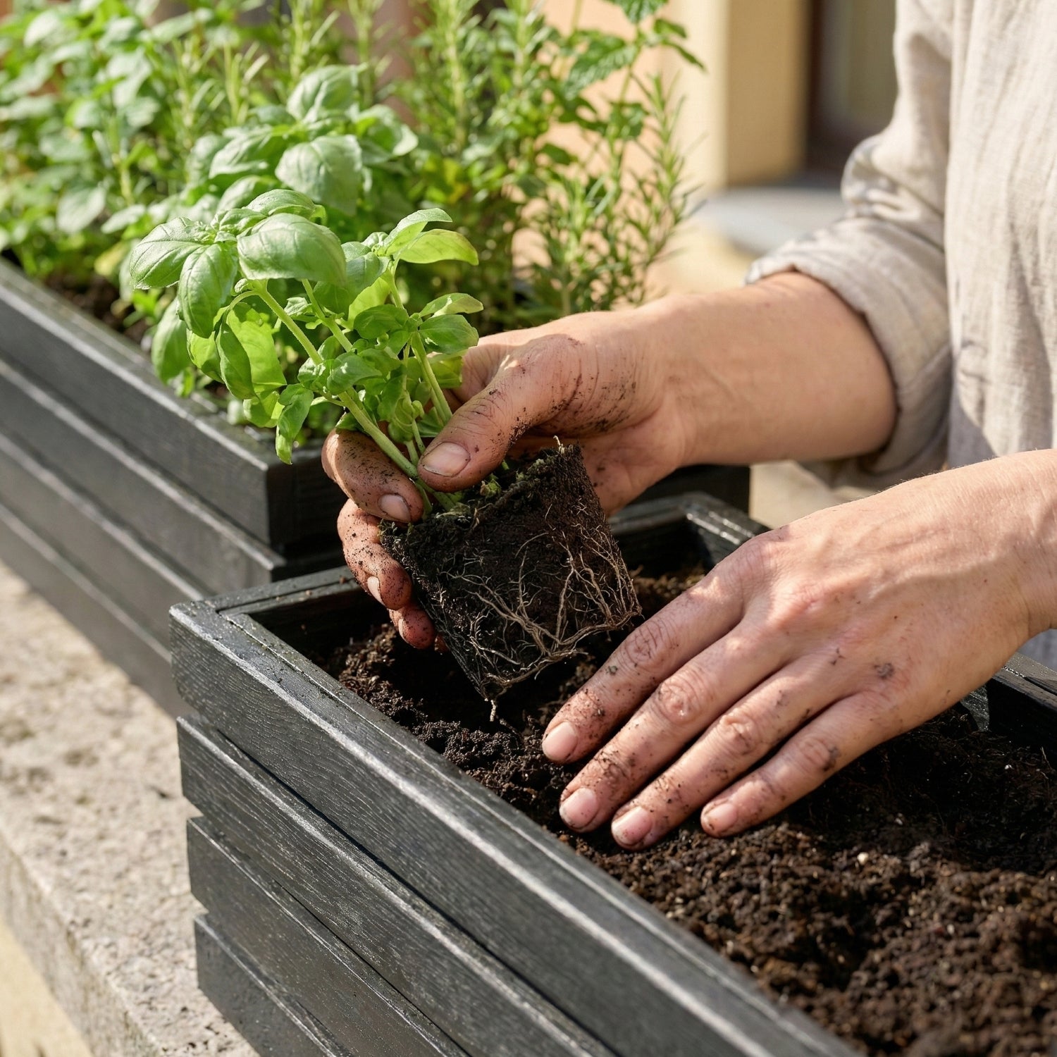 Balkon-Blumentopf 86 cm anthrazit + 14 l Einsatz für Balkon, Terrasse und Garten