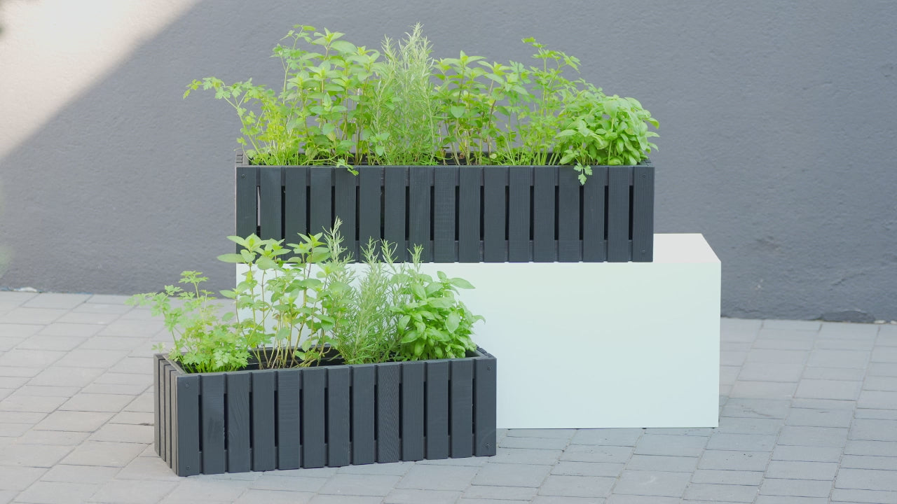 Cargar vídeo: Maceta de balcón 86 cm antracita + inserto 14 l + asa balcón terraza